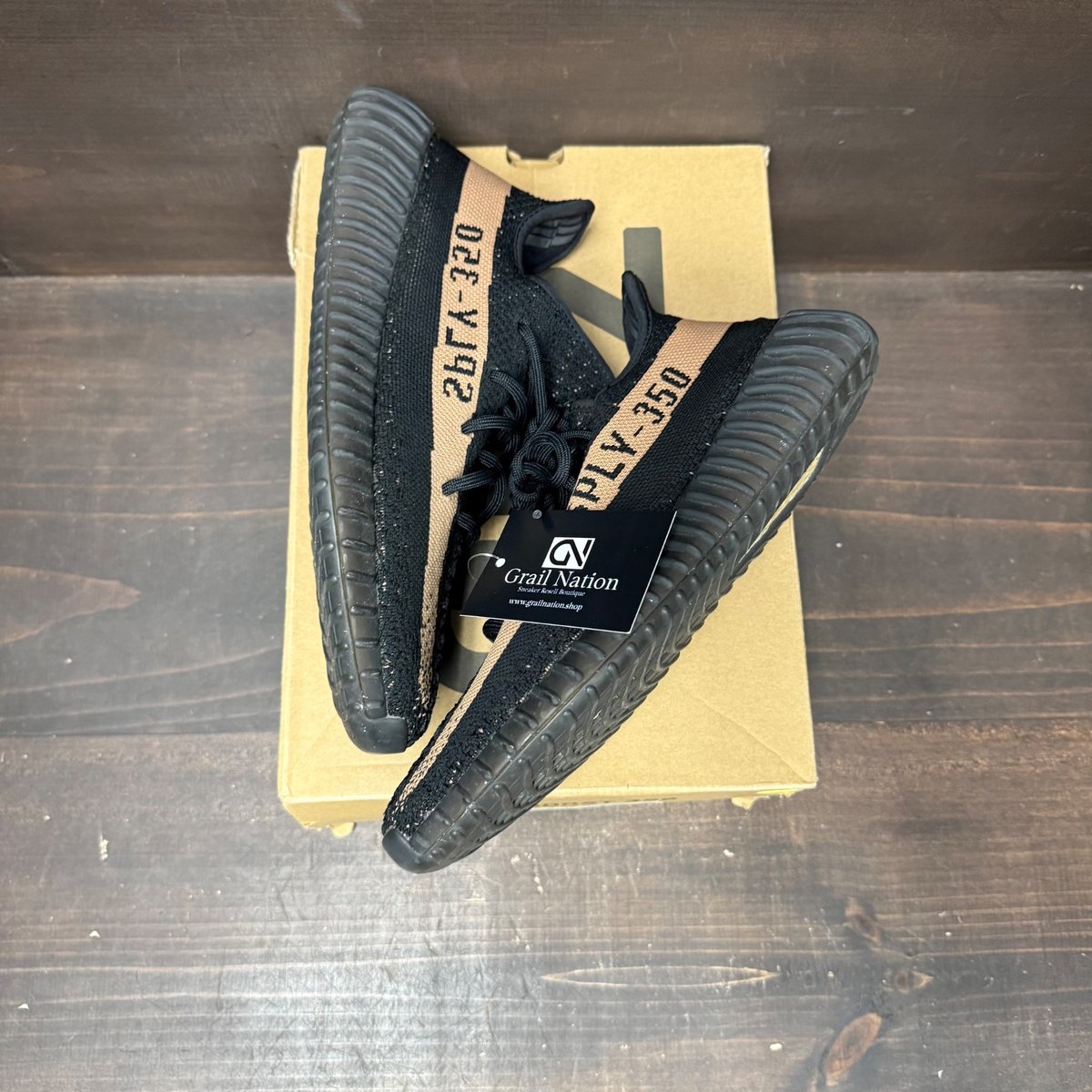 adidas Yeezy Boost 350 V2 Core Black Copper Size 8 (Pre-Owned) - tag