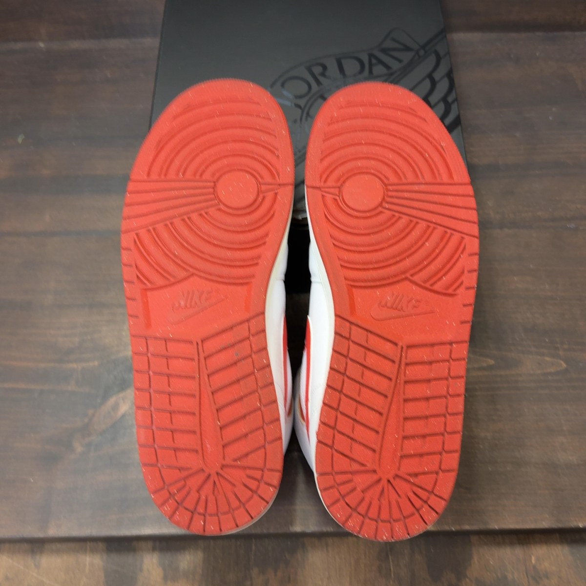 Jordan 1 Mid SE Dune Red - Image 8