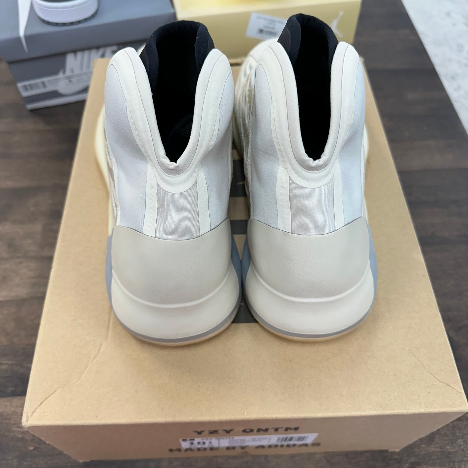 Mist Slate adidas Yeezy QNTM (USED)