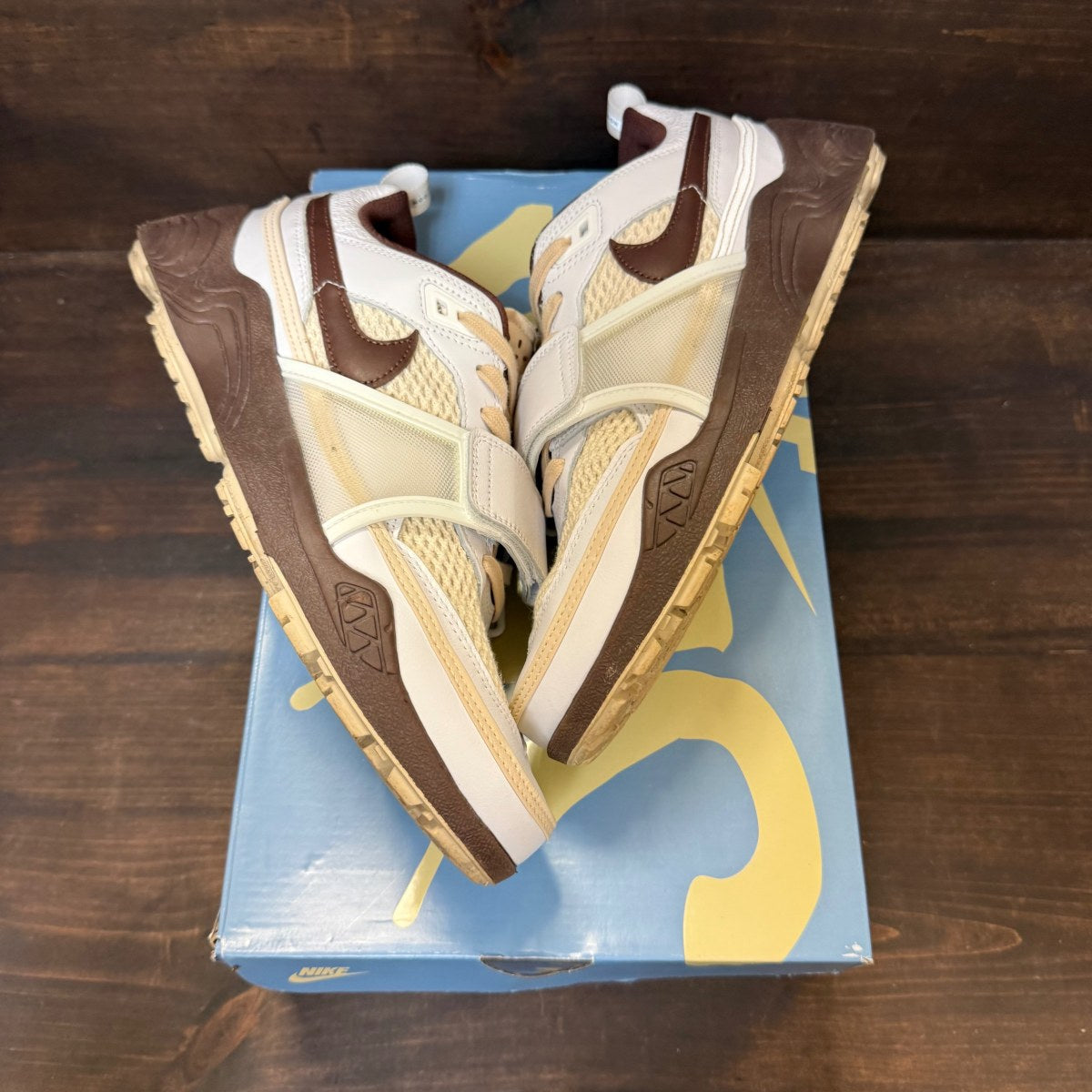 Nike Zoom Field Jaxx Travis Scott Light Chocolate - Image 2