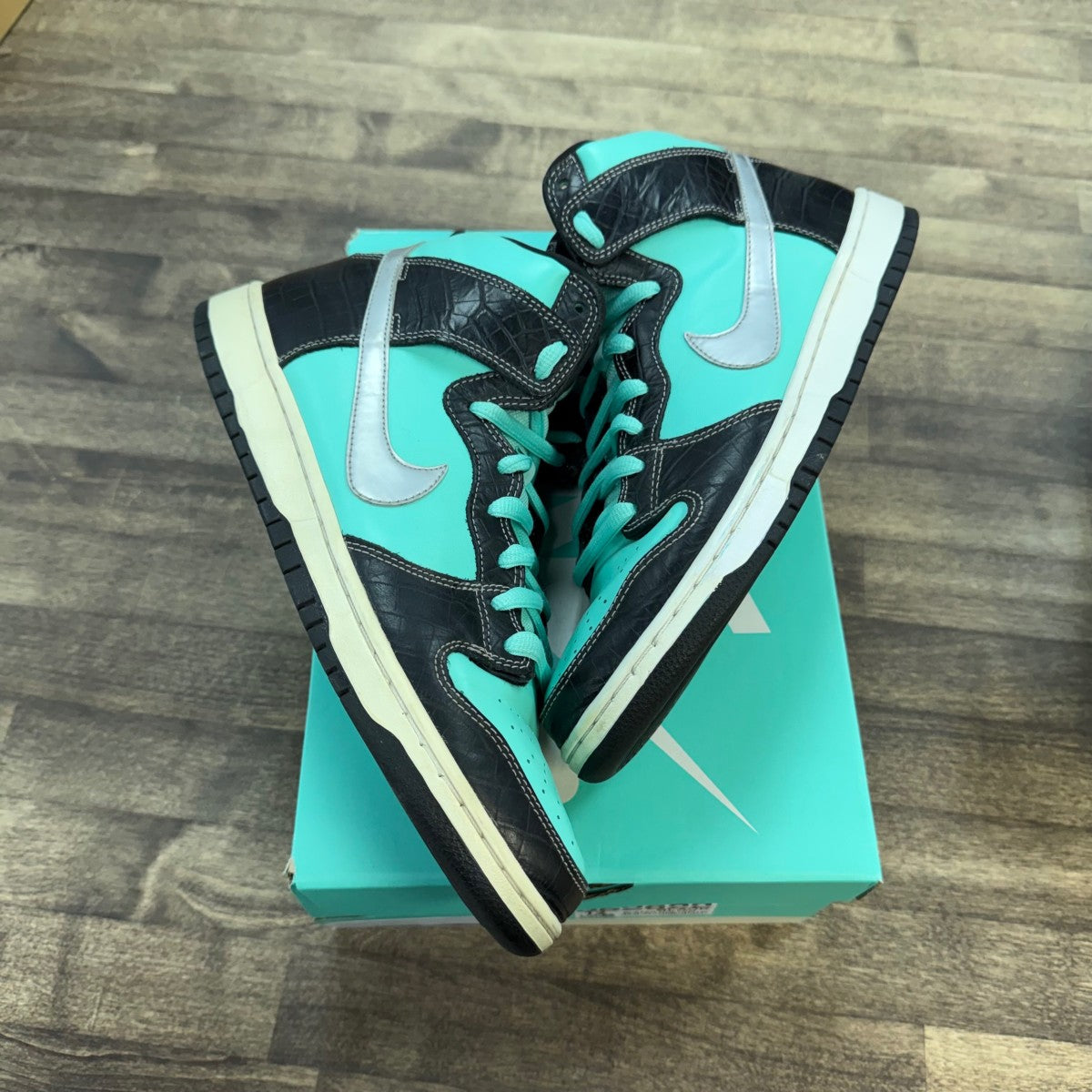 Nike SB Dunk High Diamond Supply Co. Size 12 (Pre-Owned) - Image 1
