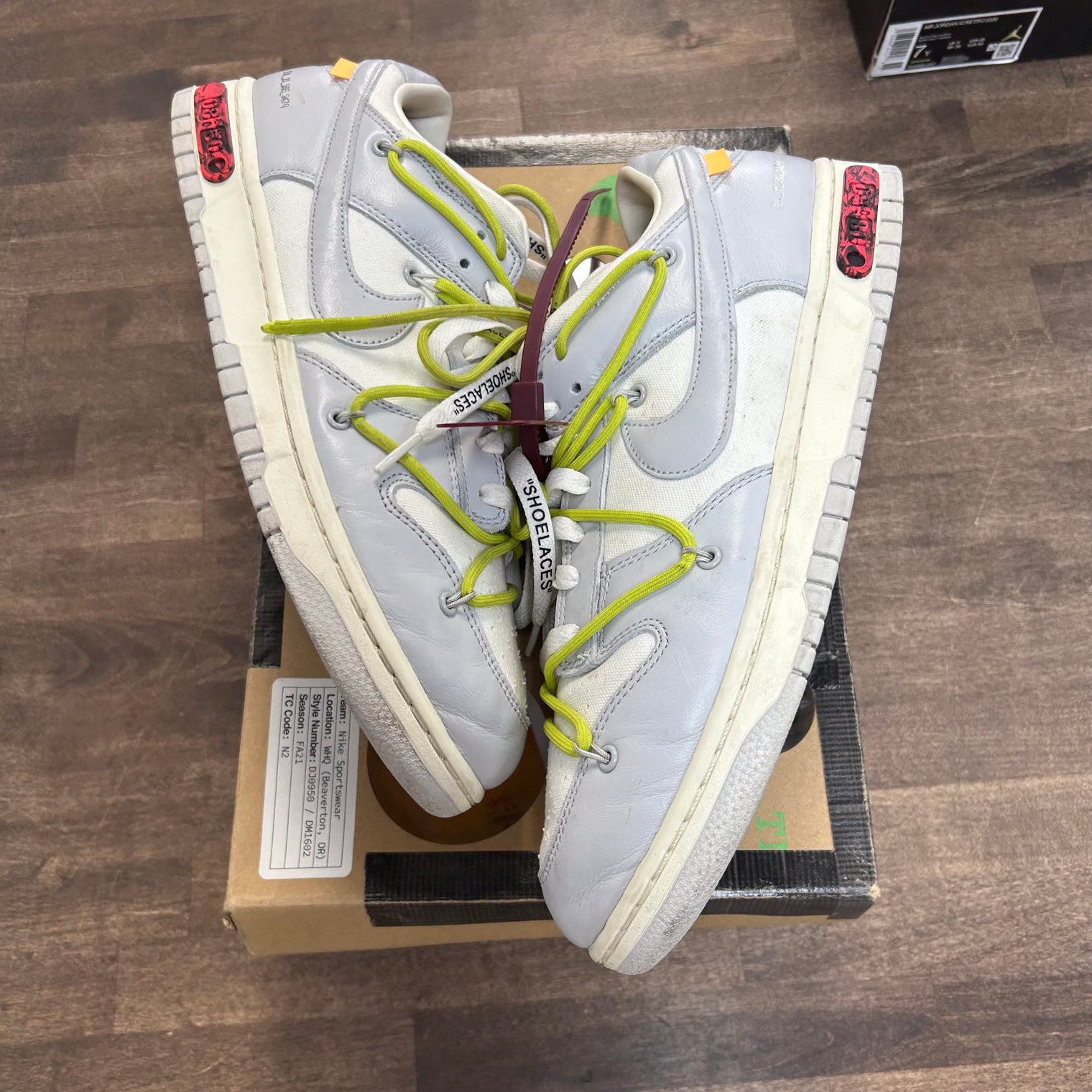 Off-White Nike Dunk Low Lot 8 of 50 (USED)