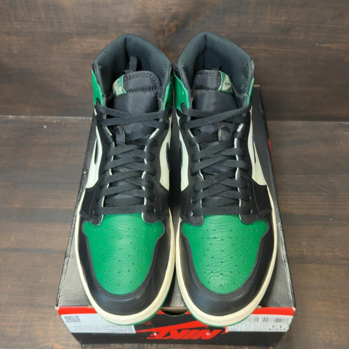 Jordan 1 Retro High Pine Green Size 13 (Pre-Owned)