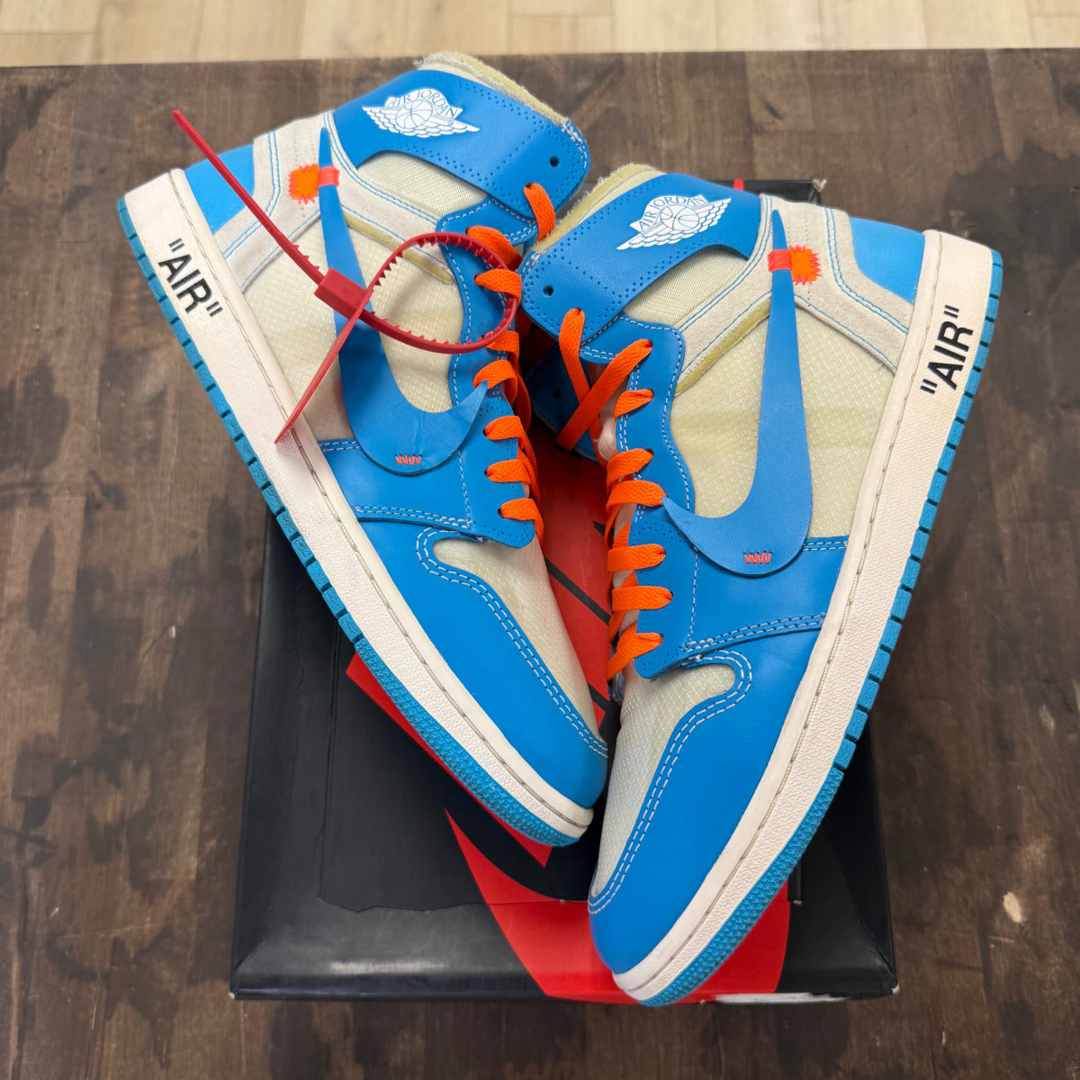 Jordan 1 Retro High Off-White University Blue - Image 1