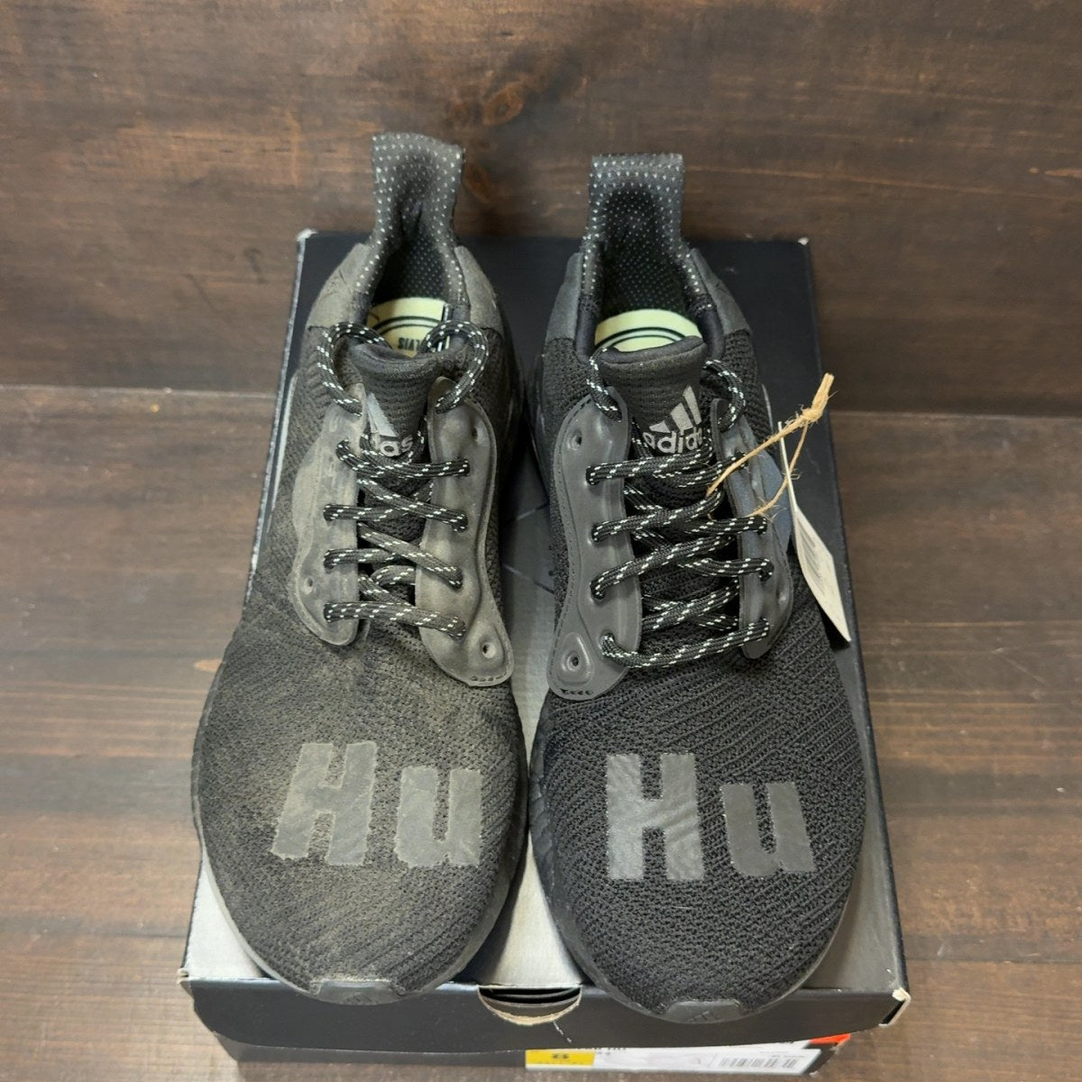 adidas Solar Hu Pharrell Williams Core Black Size 8 (Pre-Owned) - tag