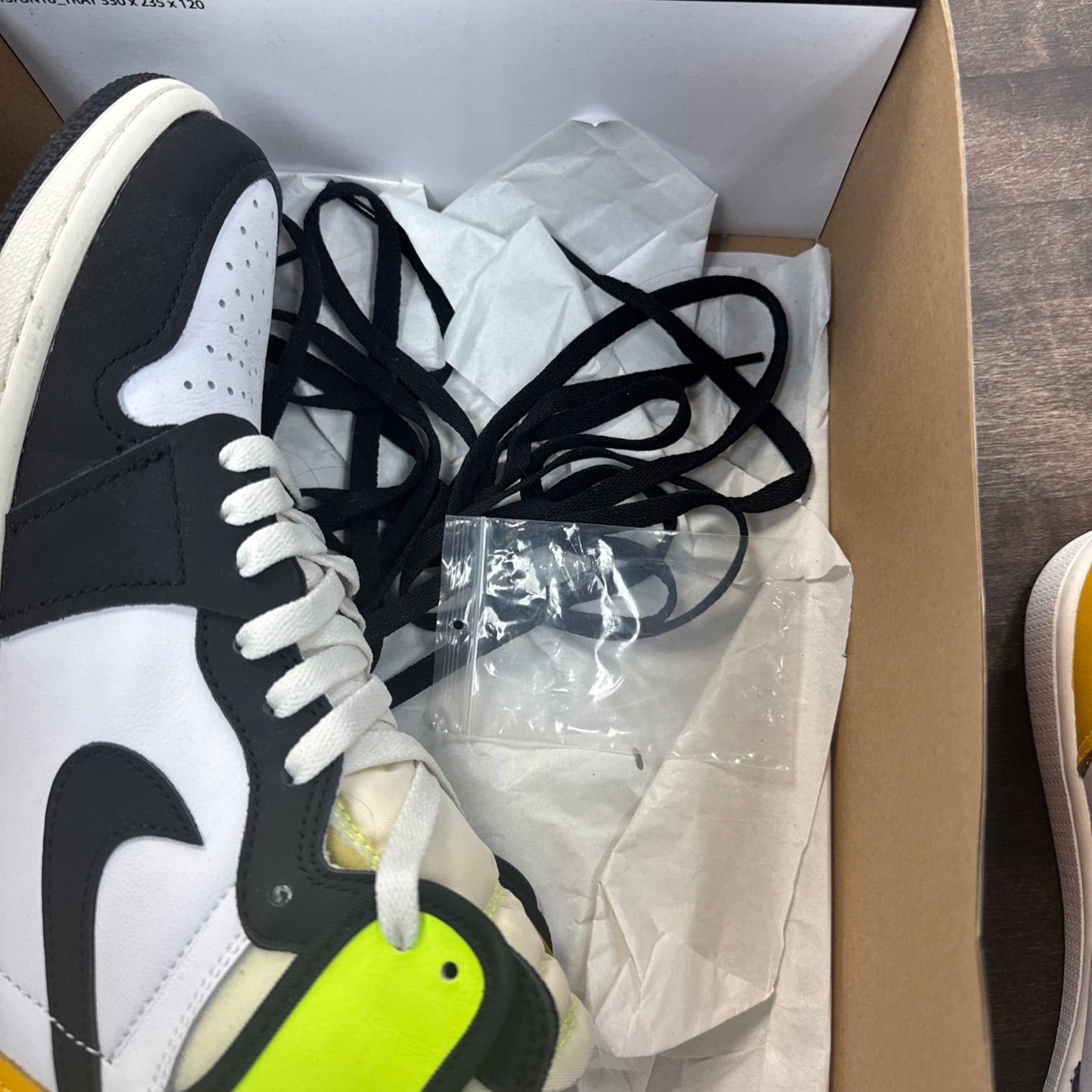 Volt Jordan 1 High (USED)