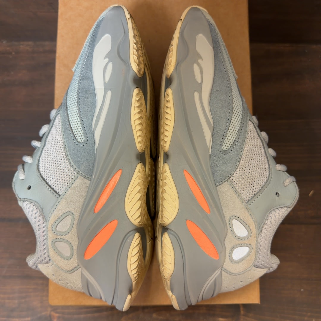 adidas Yeezy Boost 700 Inertia Size 7 (Pre-Owned) - Image 5