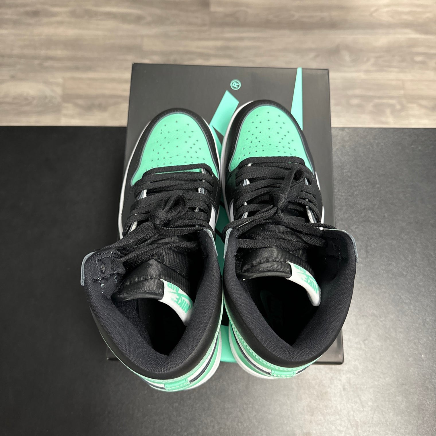 Green Glow Jordan 1 High (USED)