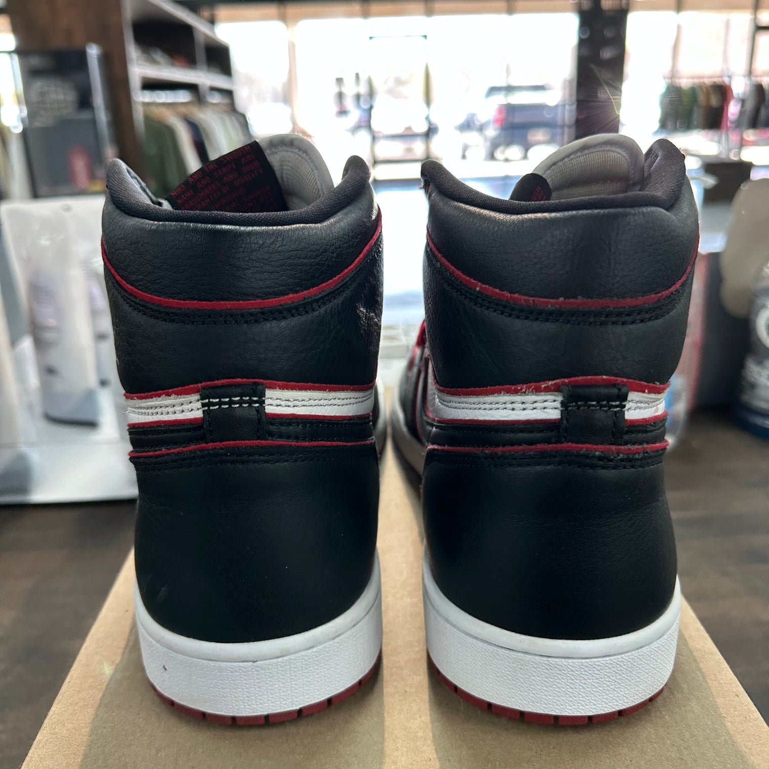 Bloodline Jordan 1 High (USED,No Box)