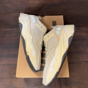 adidas Yeezy Boost 700 Analog - Image 2