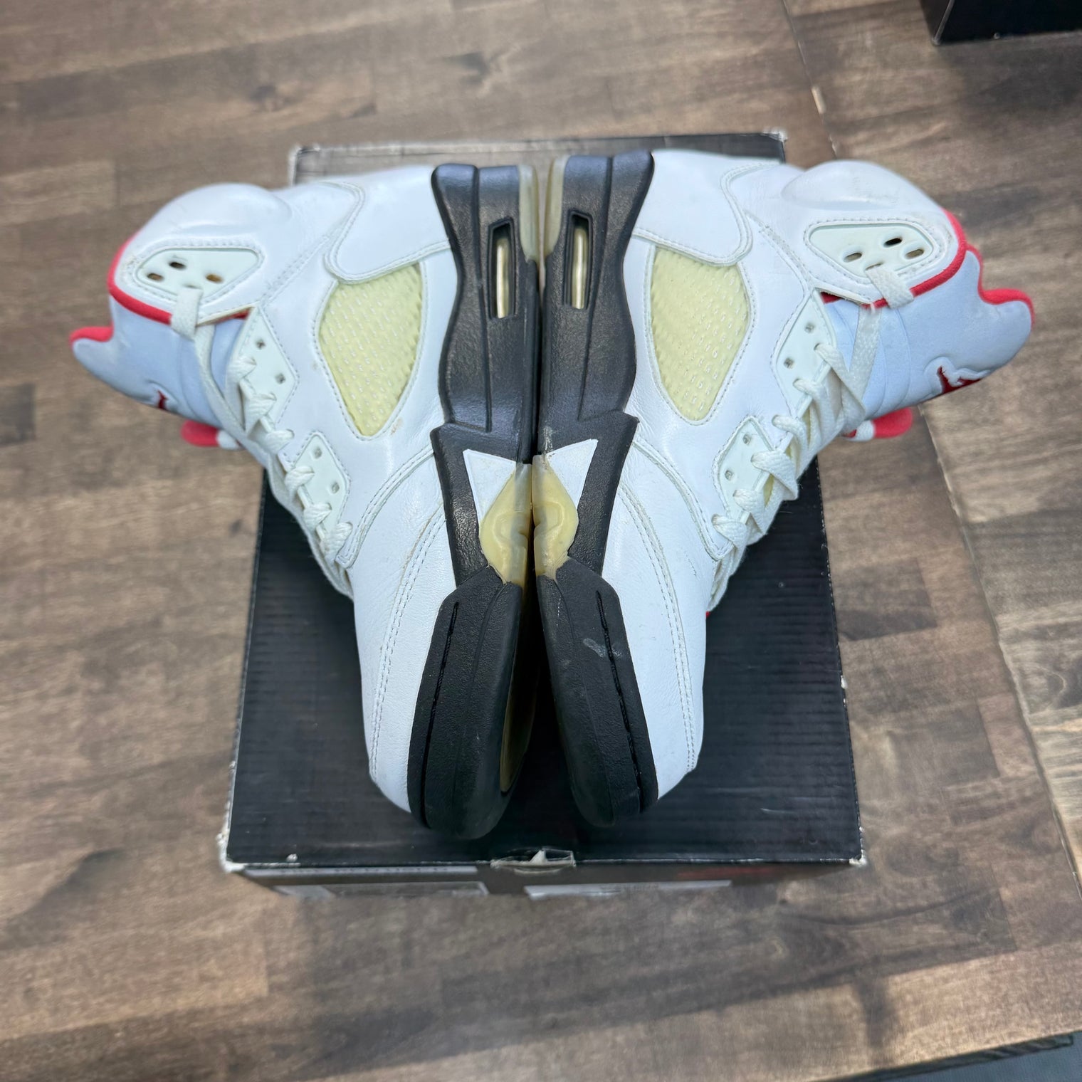 Fire Red Silver Tongue Jordan 5 Retro (2020) (USED)