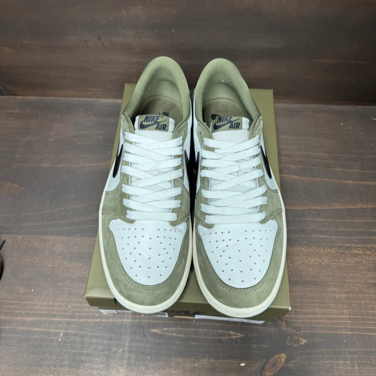 Jordan 1 Retro Low OG Medium Olive - Image 3