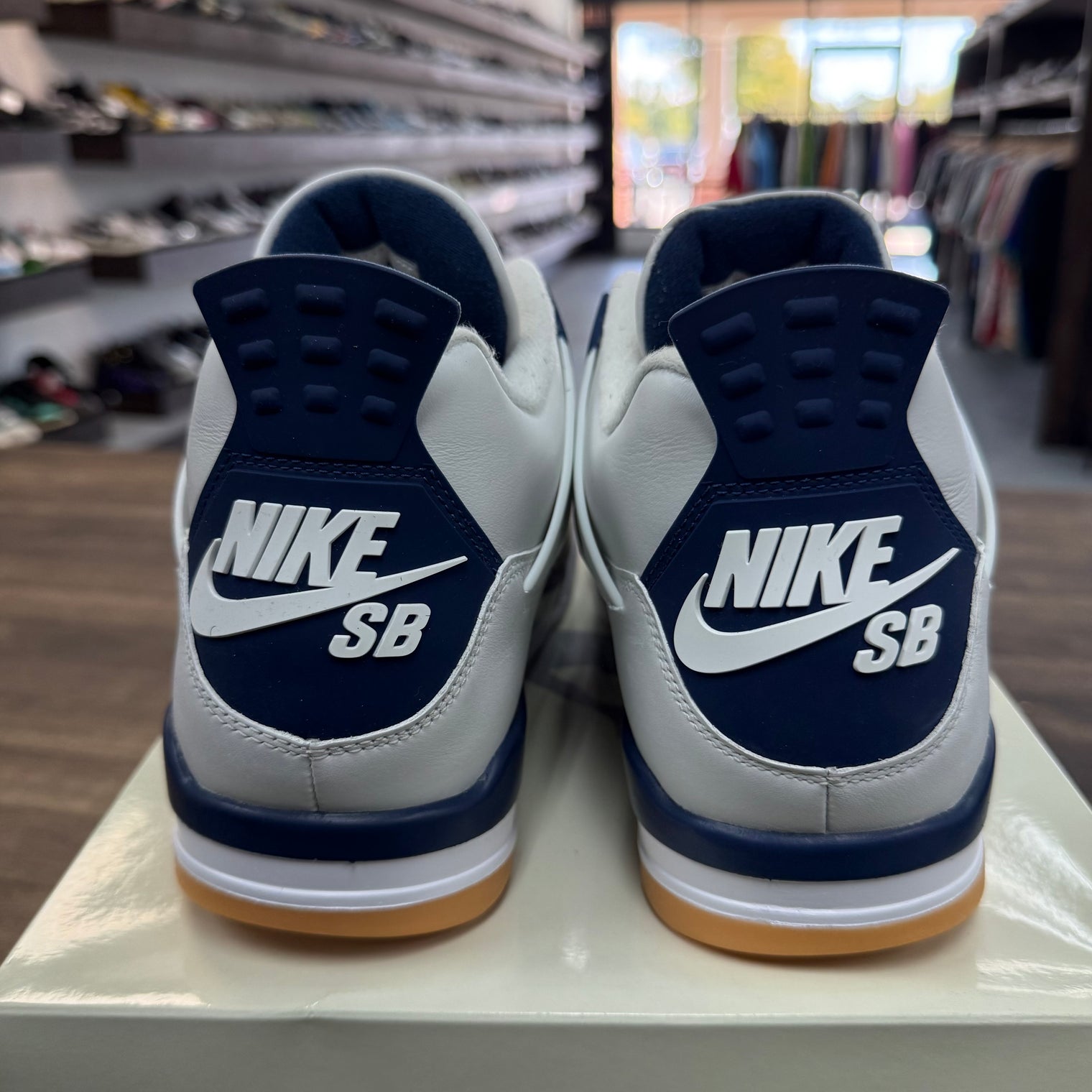 Navy SB Jordan 4 Retro (USED)
