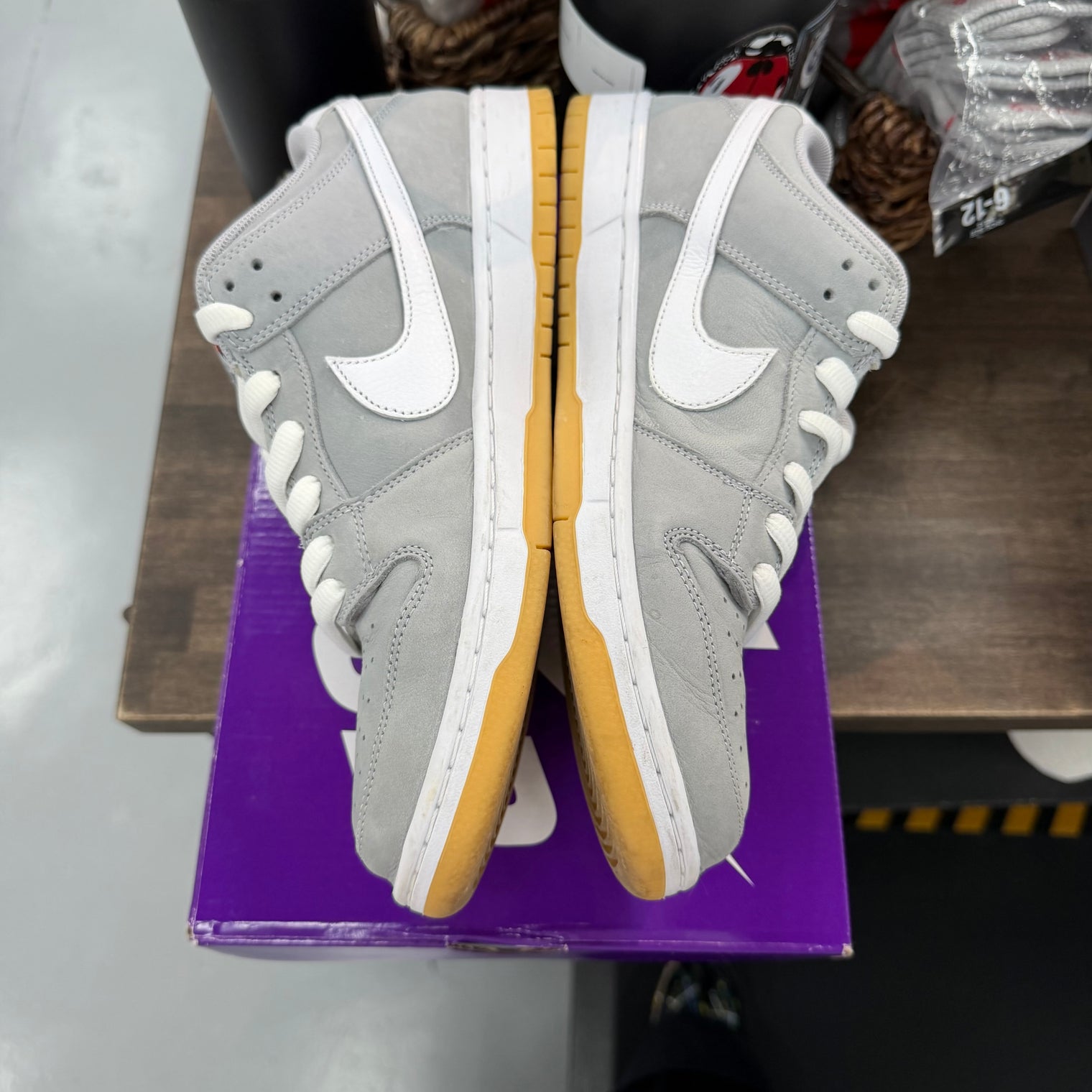 Nike SB Dunk Low Pro ISO Orange Label Wolf Grey Gum (USED)
