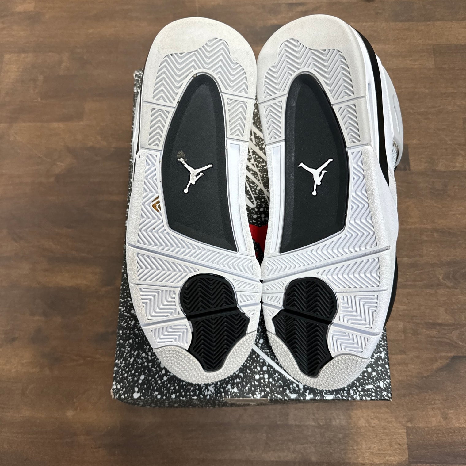 Military Black Jordan 4 (USED)
