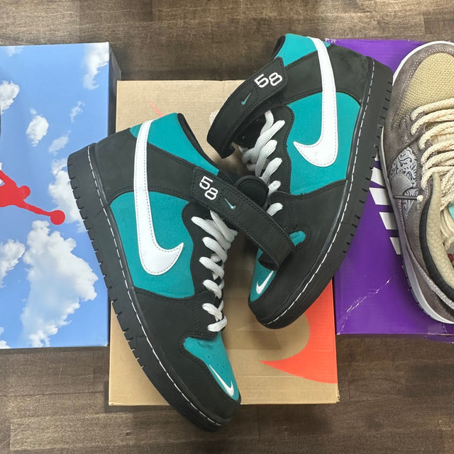 Nike SB Dunk Mid Griffey - Image 1