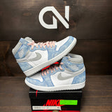 Jordan 1 Retro High OG Hyper Royal - Image 1
