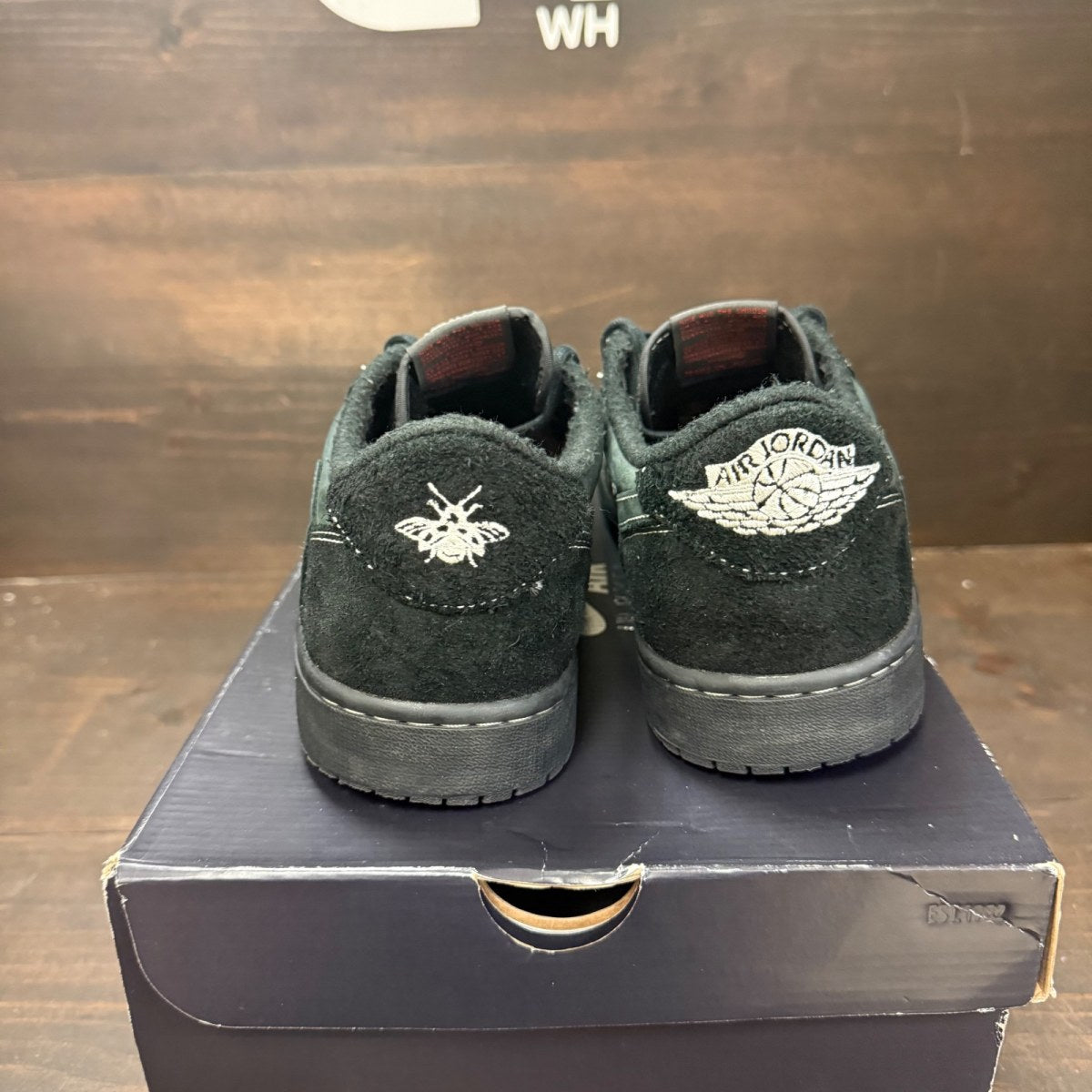 Jordan 1 Retro Low OG SP Travis Scott Black Phantom Size 12 (Pre-Owned) - Image 5