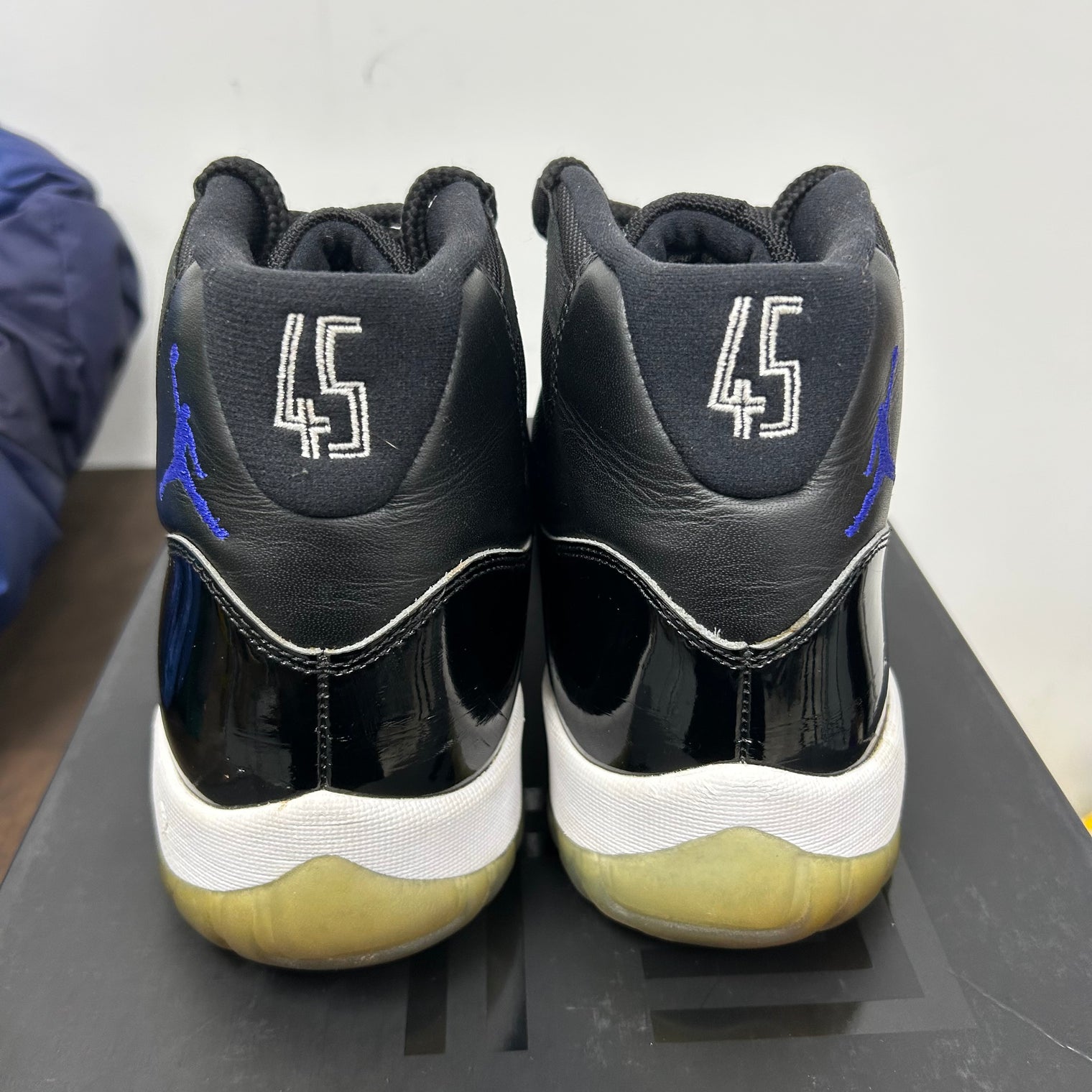 Space Jam Jordan 11 Retro (2016) (USED)