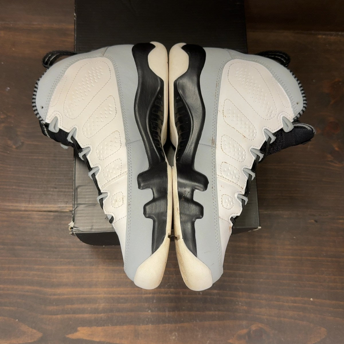 Jordan 9 Retro Barons (GS) - Image 4