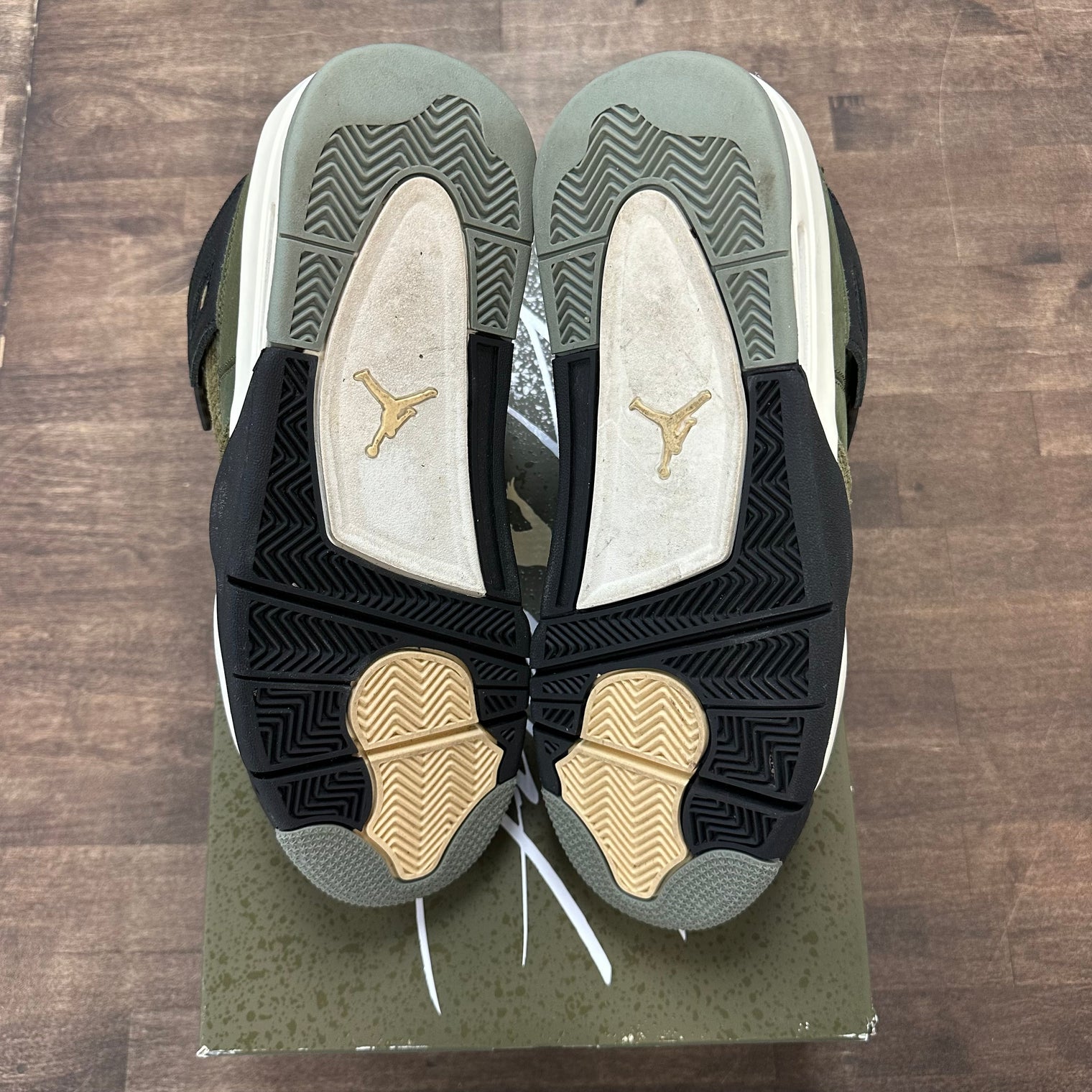 Craft Olive Jordan 4 Retro  (USED)