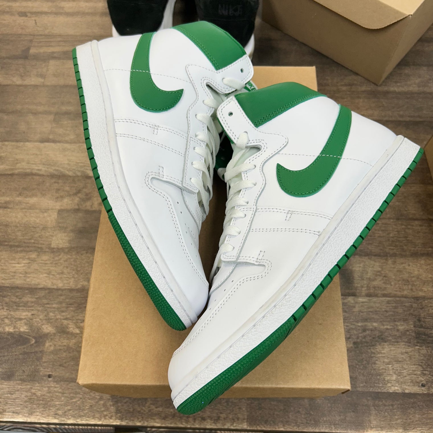 Pine Green Jordan Air Ship PE (USED, No Box)