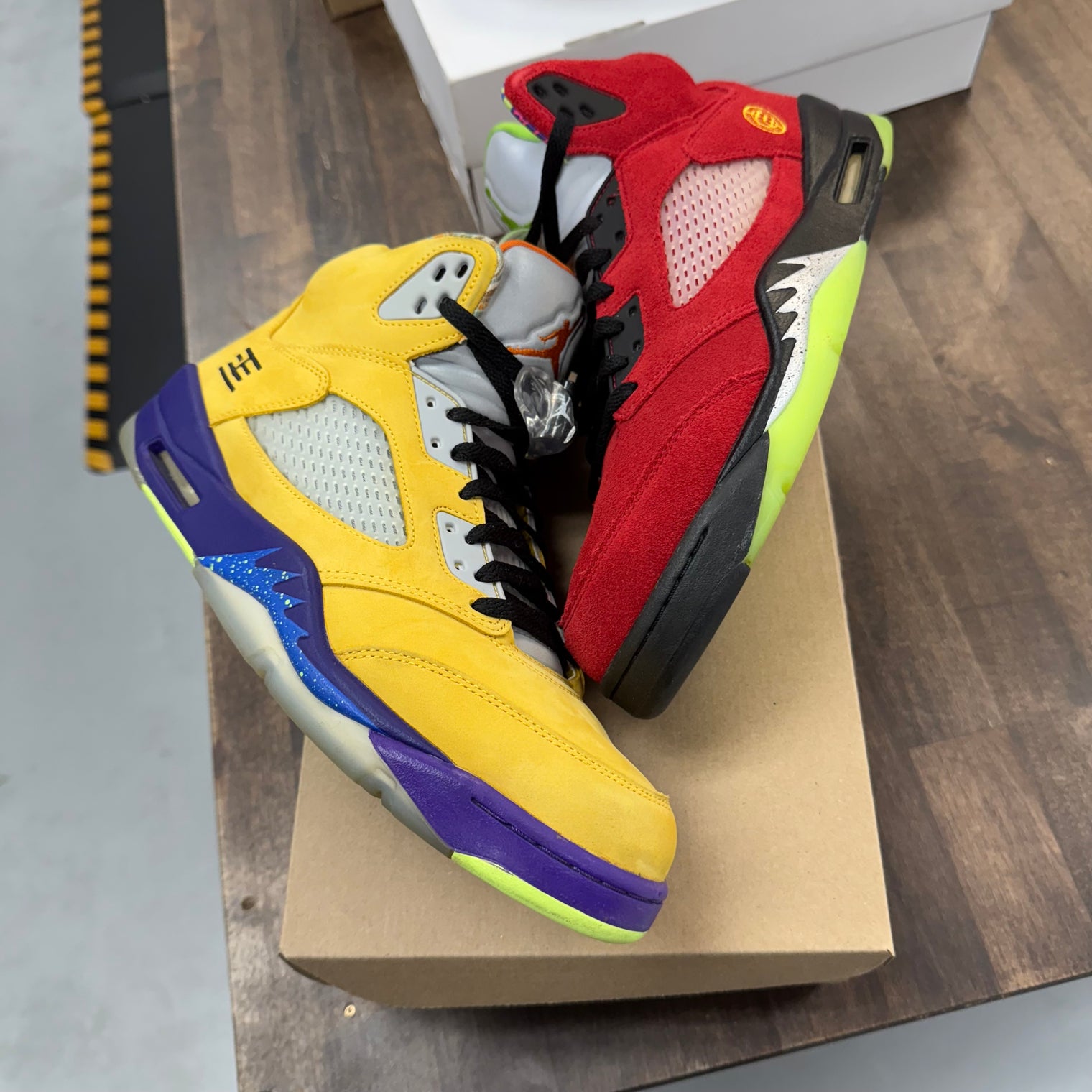 What the Jordan 5 Retro (USED,No Box)