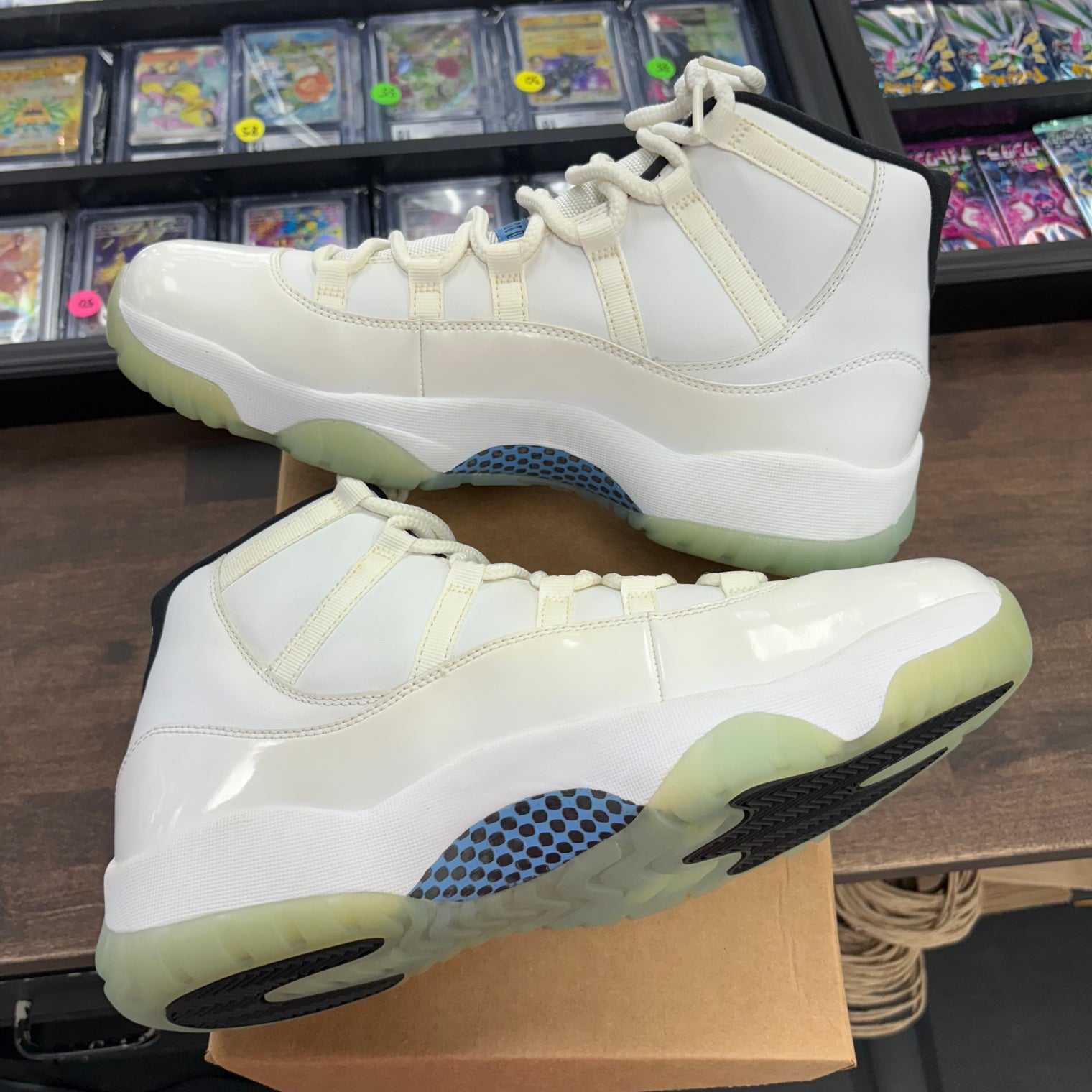 Legend Blue Jordan 11 (2014) (USED, No Box)