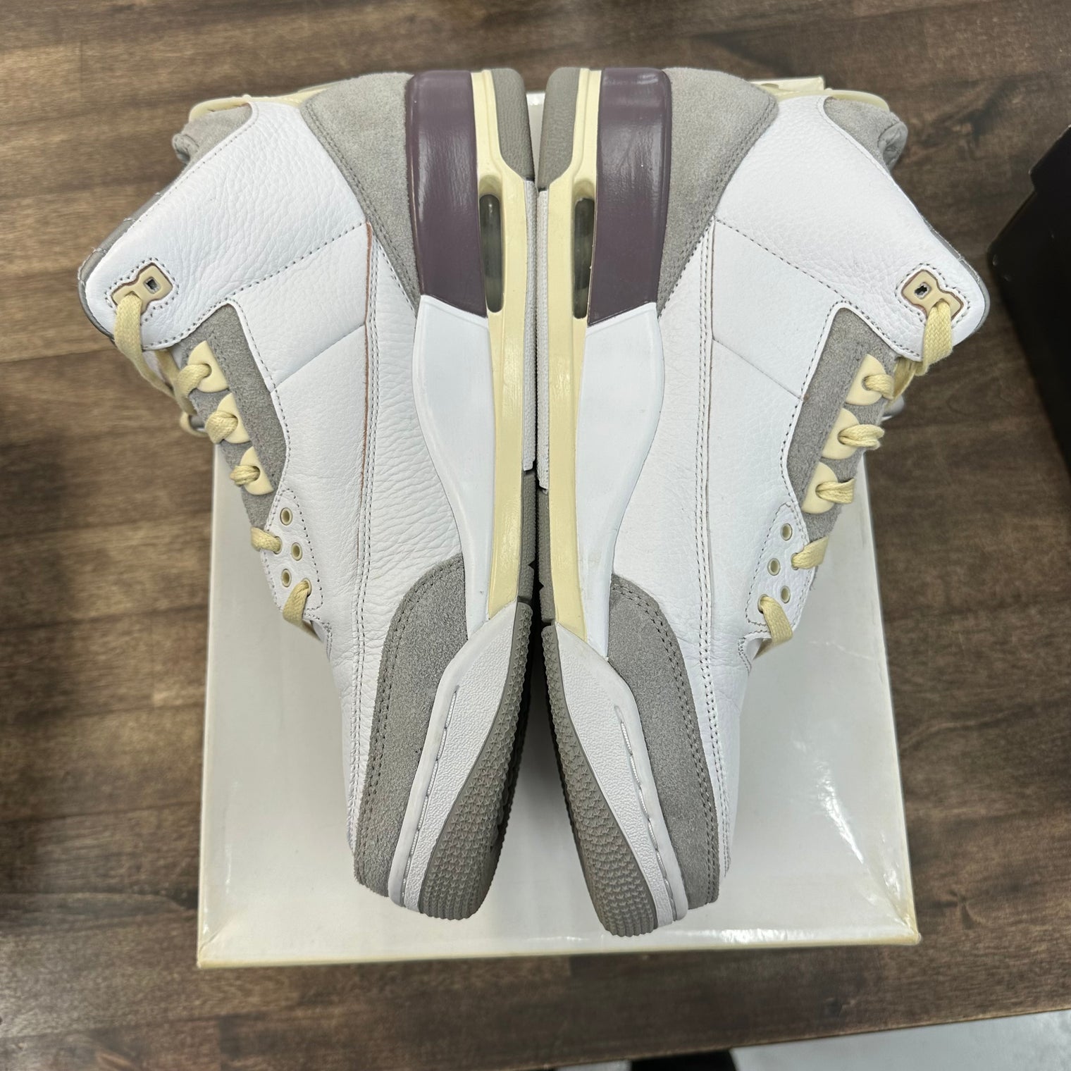 A Ma Maniere Jordan 3 Retro SP (W) (USED)