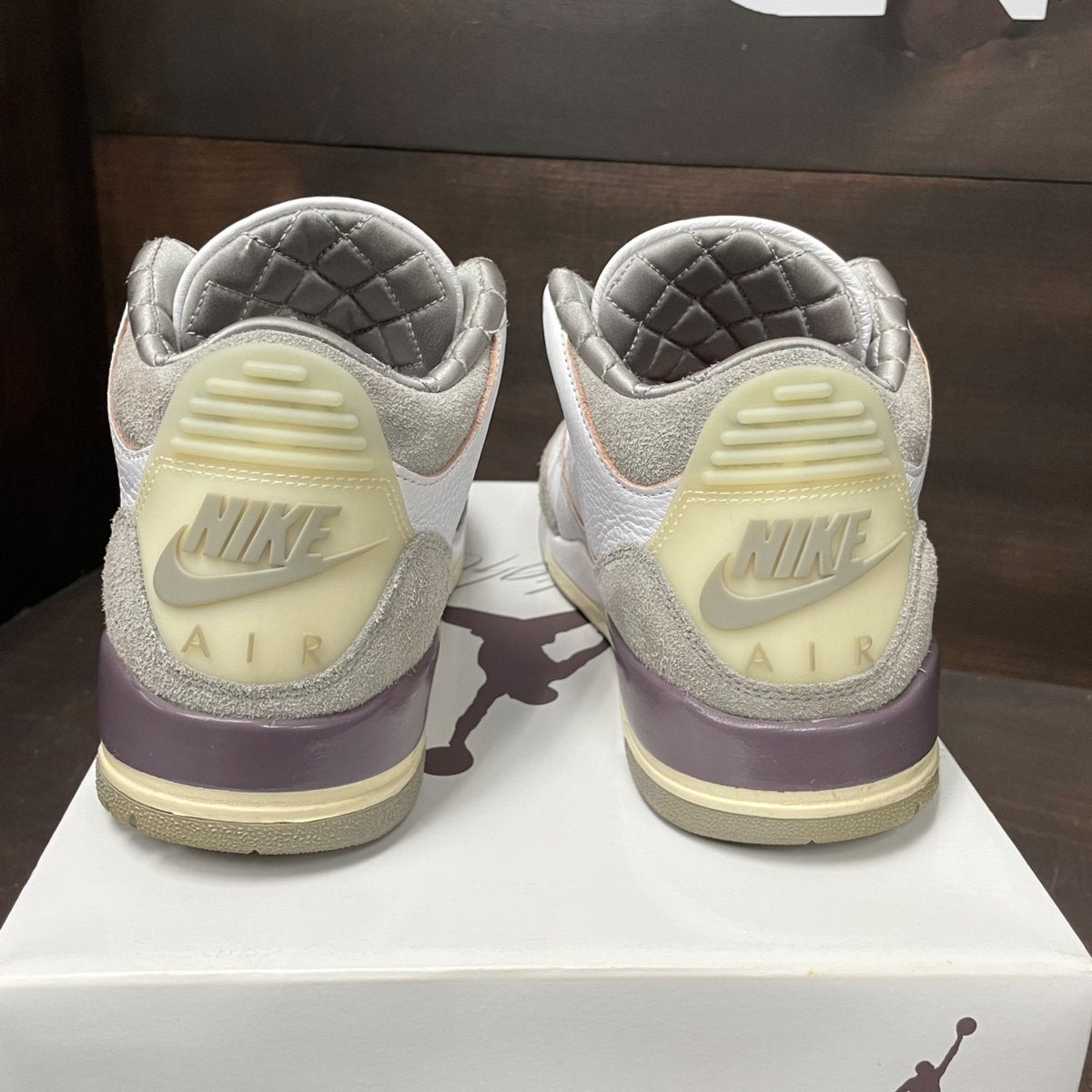 Jordan 3 Retro SP A Ma Maniére (Women's) Size 10.5W (Pre-Owned) - side