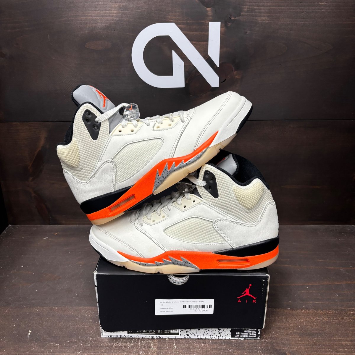 Jordan 5 Retro Shattered Backboard Size 10 (Pre-Owned) - front
