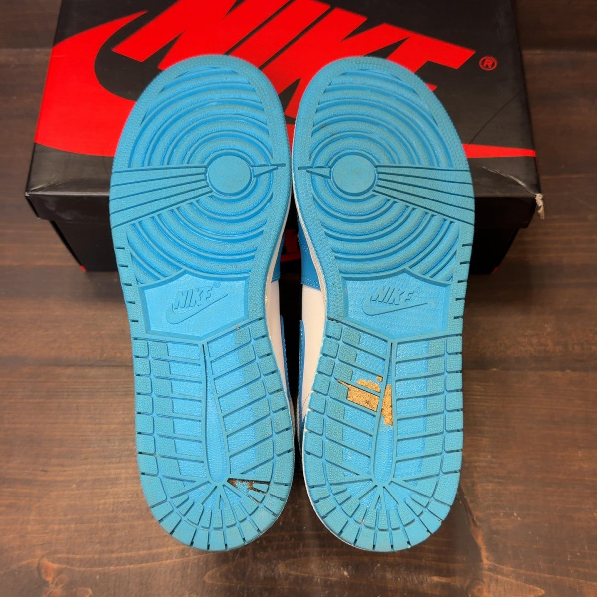 Jordan 1 Retro High OG UNC (GS) - Image 6