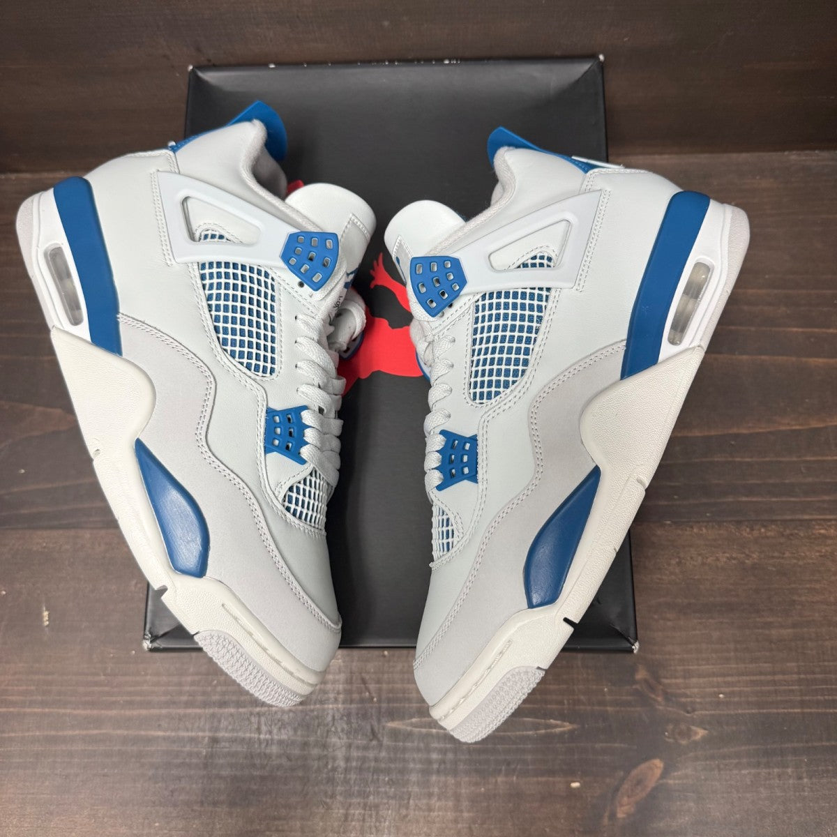 Jordan 4 Retro Military Blue (2024) - Image 4