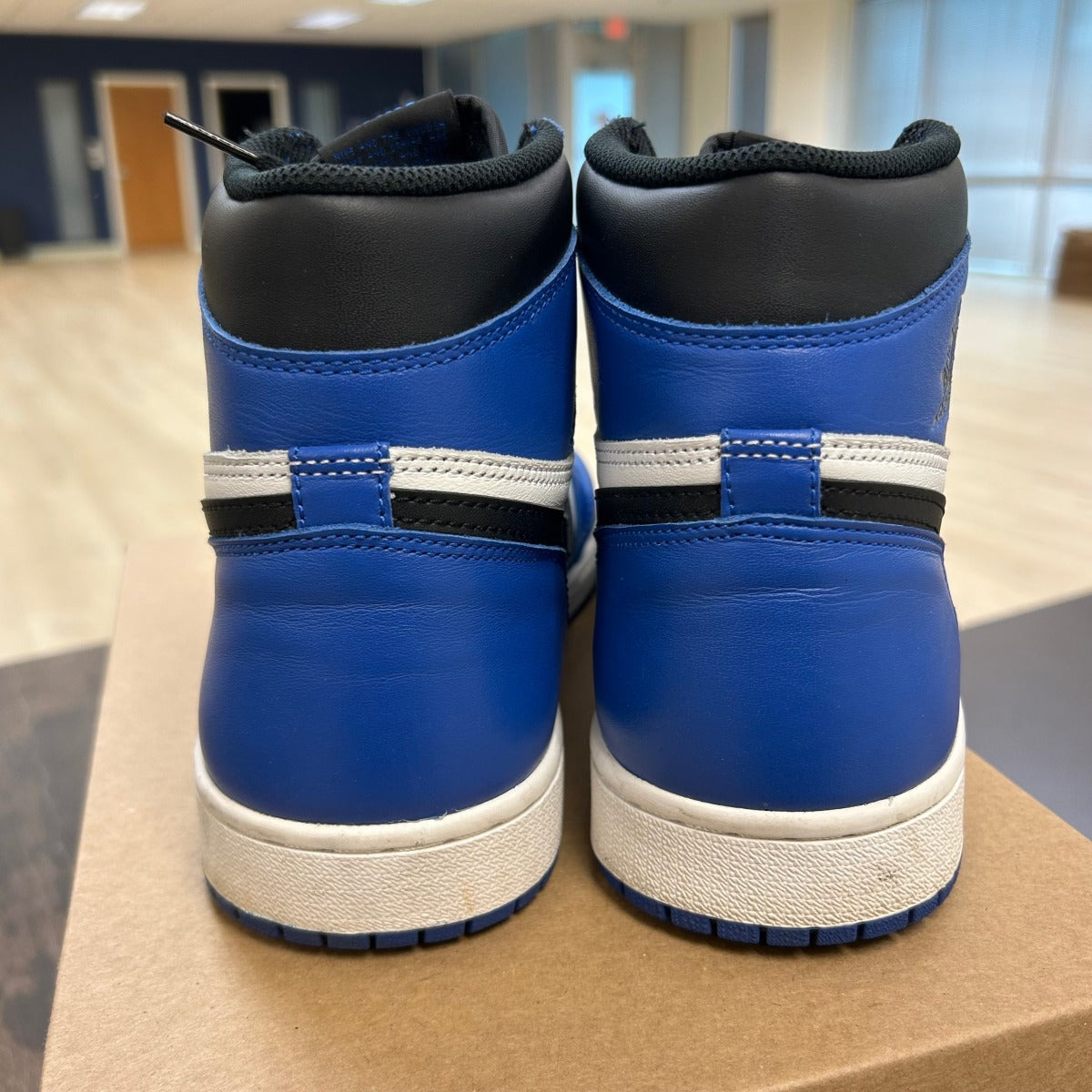 Jordan 1 Retro High Game Royal Size 11 (Pre-Owned) - Image 4