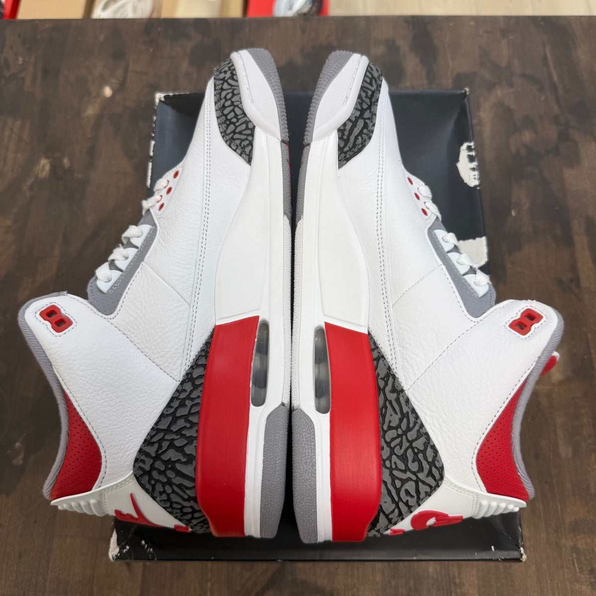 Jordan 3 Retro Fire Red (2022) - Image 6