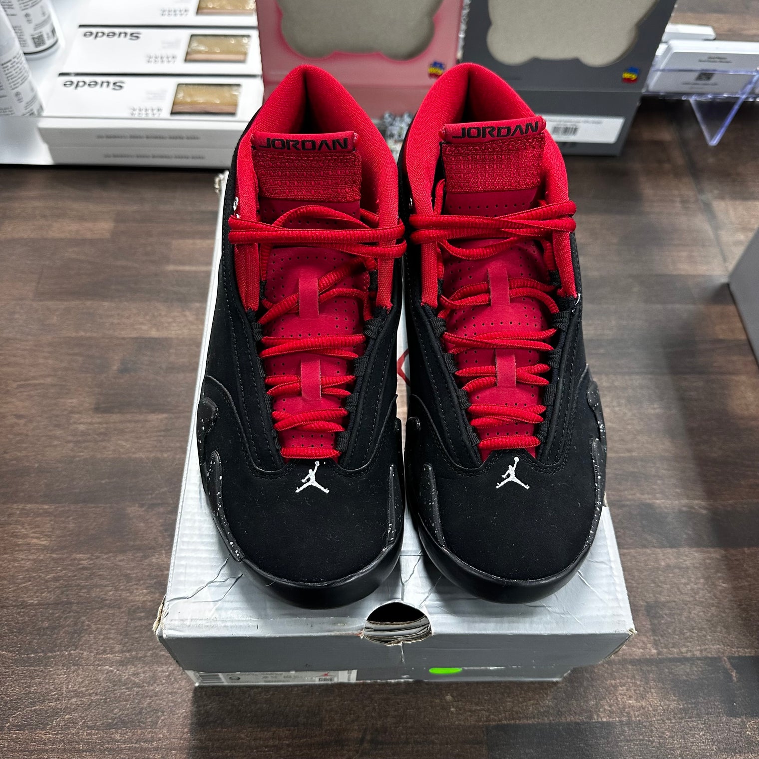 (W) Red Lipstick Jordan 14 (USED)
