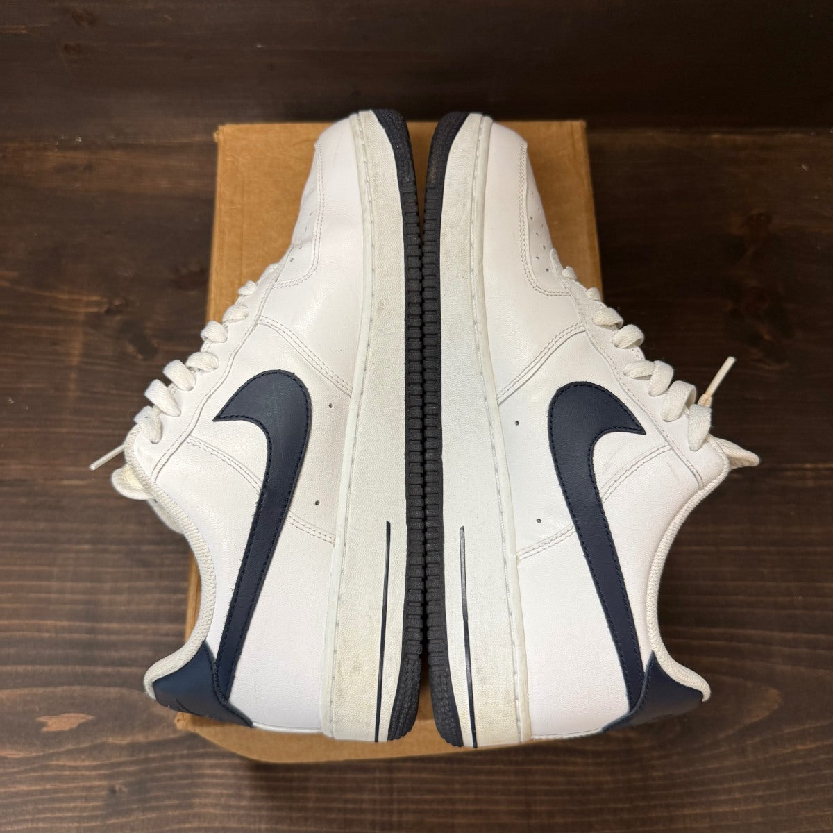 Nike Air Force 1 Low White Obsidian (2012) Size 10.5 (Pre-Owned) - Image 6