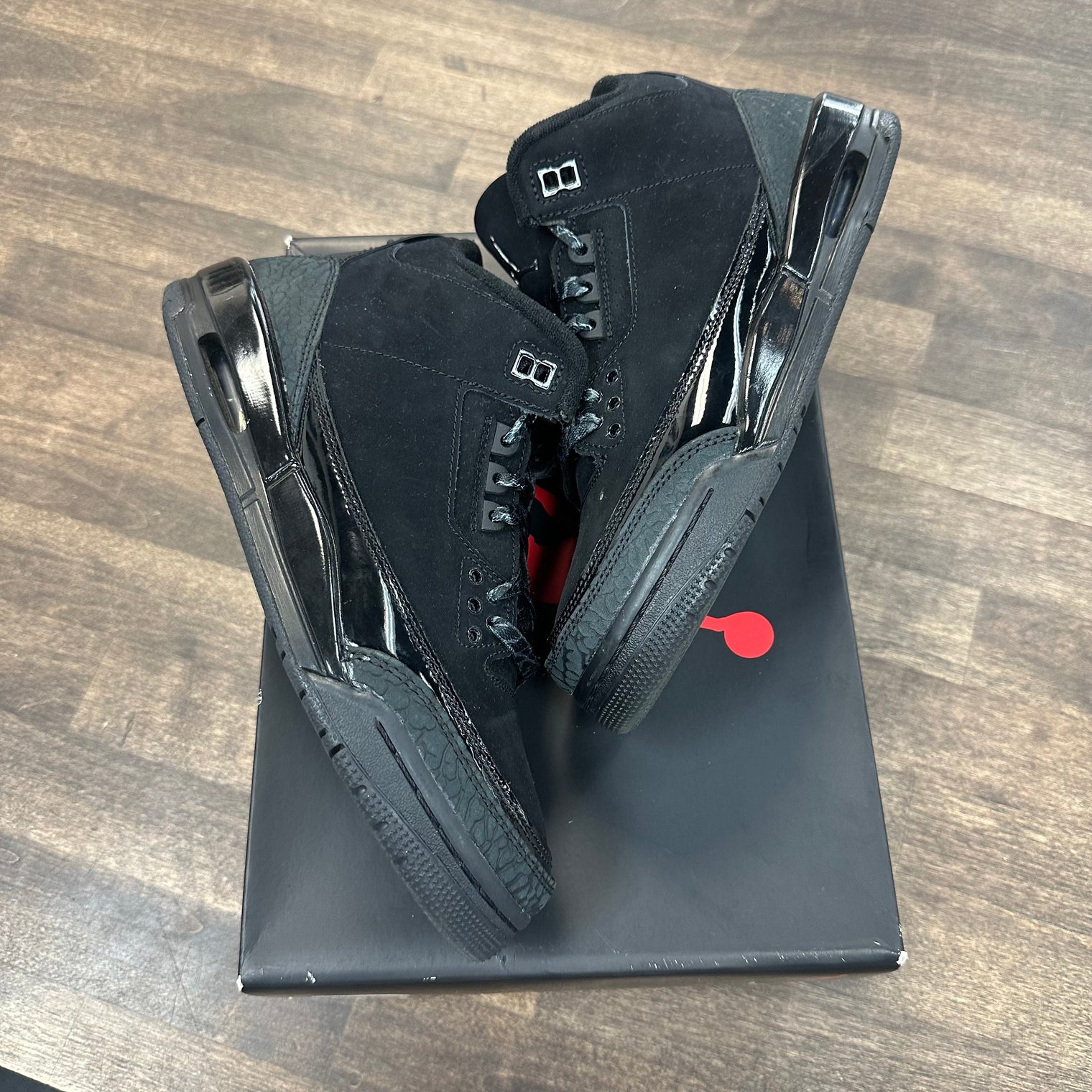 (GS) Black Cat Jordan 3 (USED)
