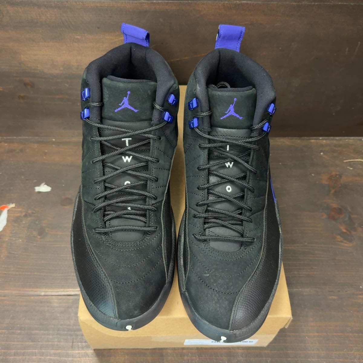Jordan 12 Retro Black Dark Concord Size 12 (Pre-Owned) - tag