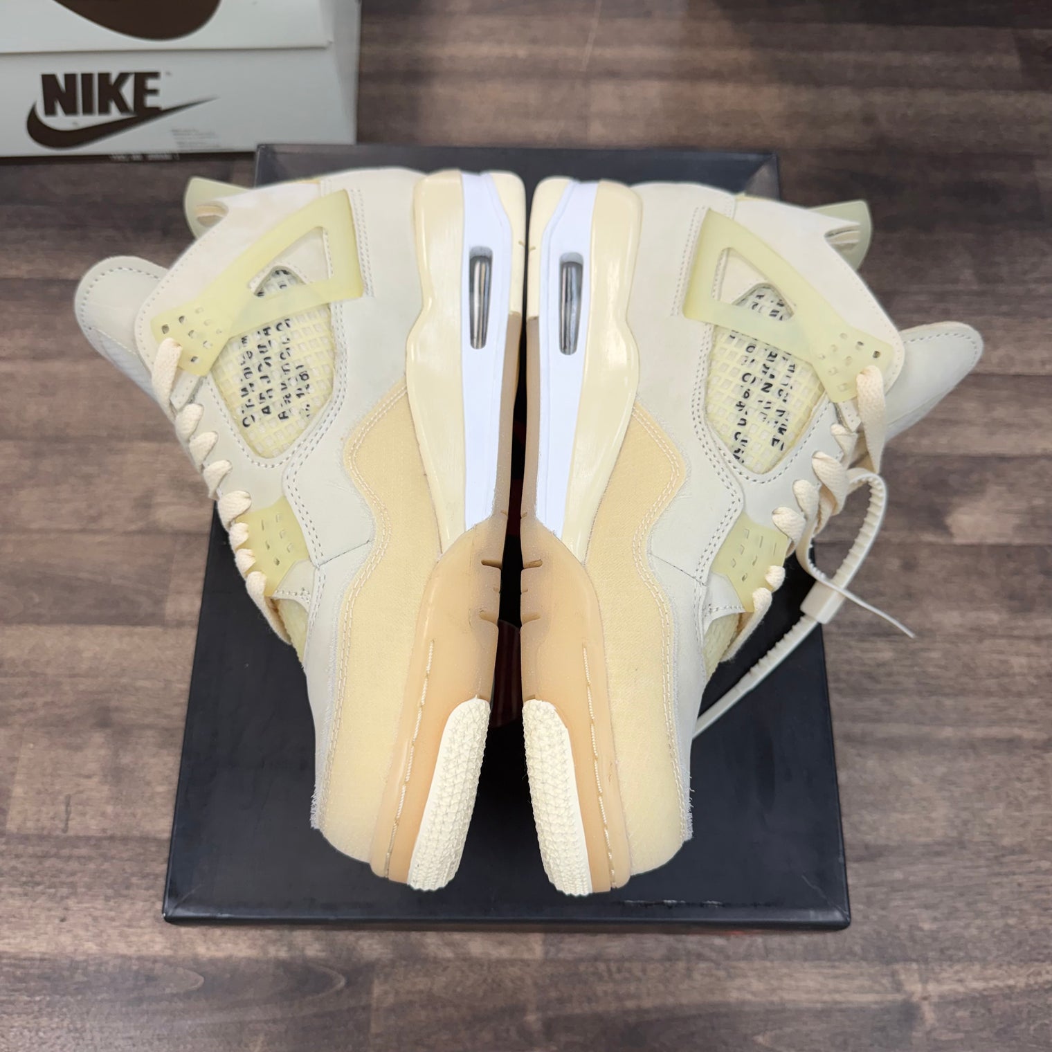 Off-White Sail Jordan 4 Retro (W) (USED)