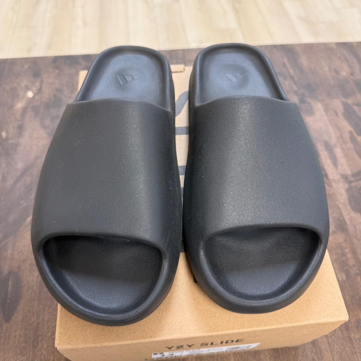 adidas Yeezy Slide Onyx - Image 2