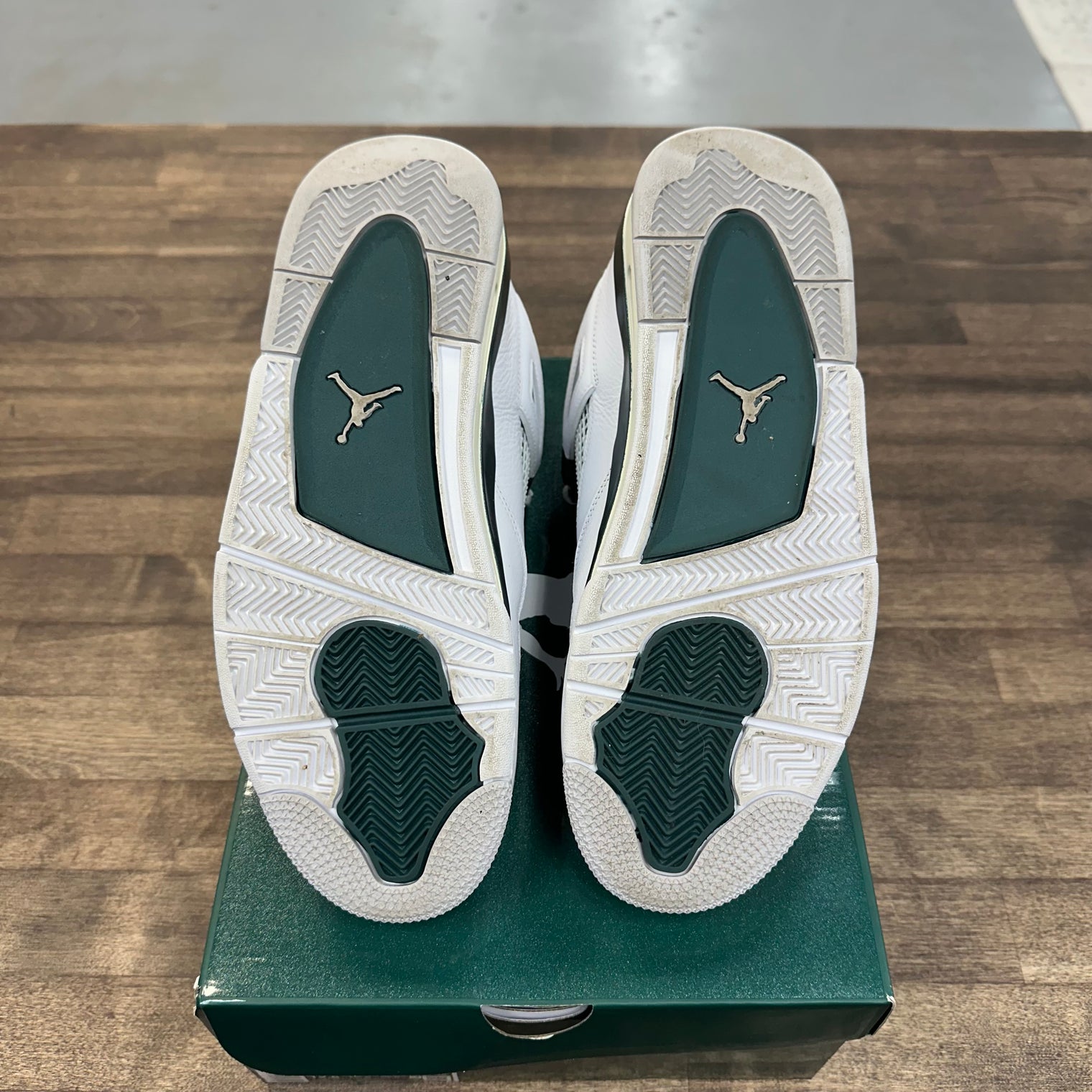 Oxidized Green Jordan 4 (Lightly Worn)