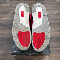 Unite Red Jordan 3 (USED)