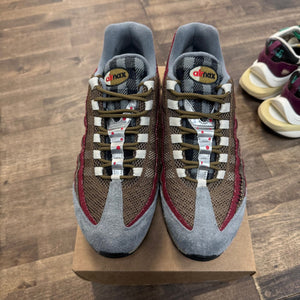 Nike Air Max 95 Freddy Krueger Size 11.5 (Pre-Owned) - Image 2