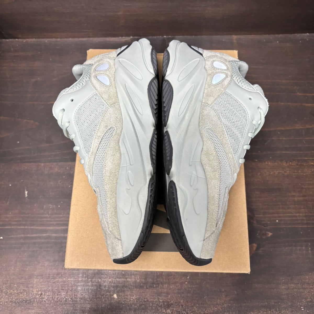 adidas Yeezy Boost 700 Salt - Image 4