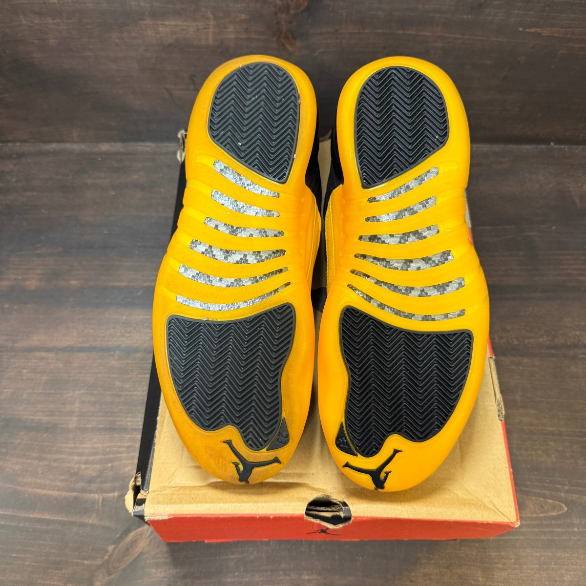 Jordan 12 Retro Black University Gold - Image 6