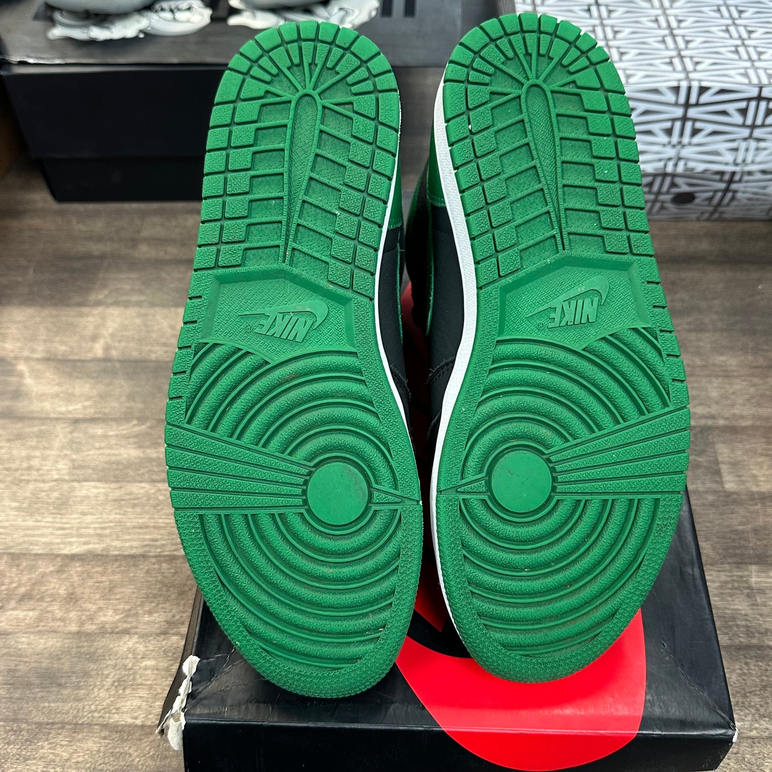 Pine Green Black Jordan 1 High (USED)