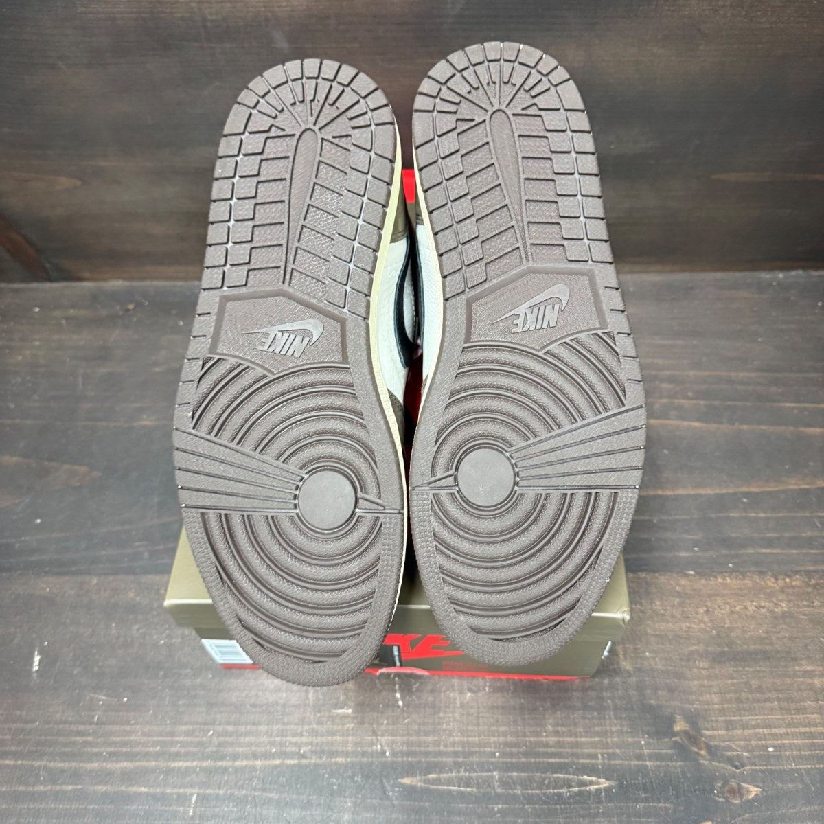 Jordan 1 Retro High OG SP Travis Scott Mocha - Image 6