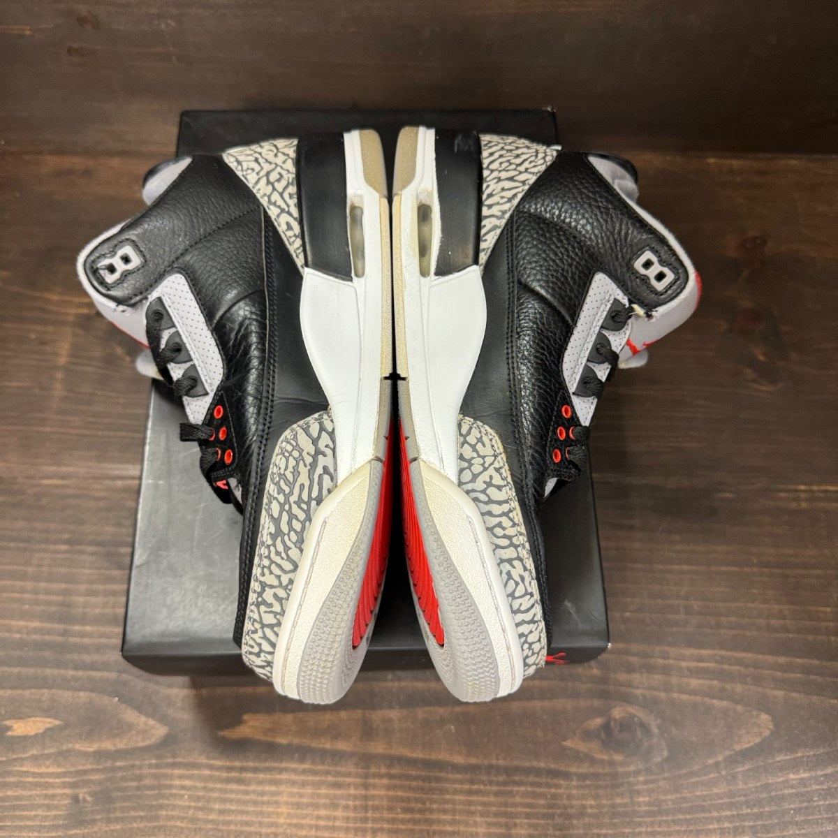 Jordan 3 Retro Black Cement (2018) - Image 4
