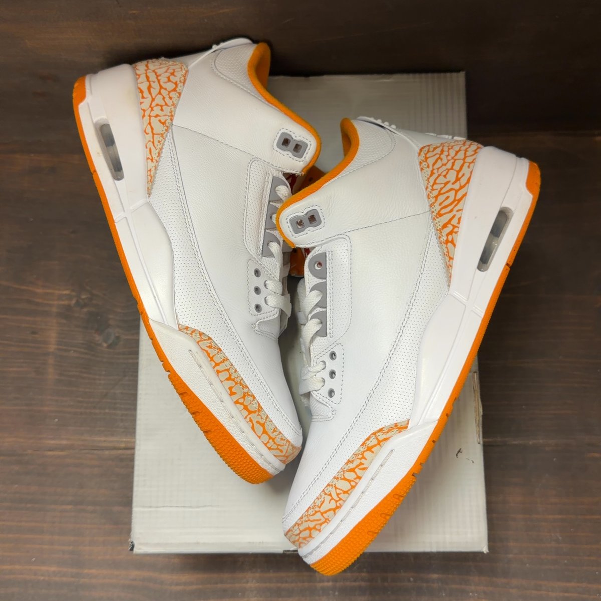 Jordan 3 Retro Orange Citrus (Women's) Size 11W (Pre-Owned) - back